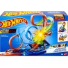 Hot Wheels - Mega Loop Super Scontri, pista ripiegabile con 3 anelli, zona di scontro a 3 corsie e boost motorizzato, include u