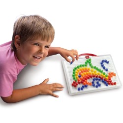 Quercetti - Fantacolor Portable – Gioco di Mosaico Educativo con Chiodini Colorati 10-15-20mm - Set Portatile - Stimola Creativ