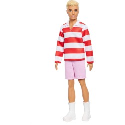 Barbie - Ken Fashionistas n. 241, bambola con capelli biondi, polo a righe bianche e rosse, shorts rosa, calze bianche e scarpe