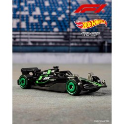 Hot Wheels Formula 1, Set da 5 macchinine auto da corsa, cinque veicoli die-cast in scala 1:64 con decorazioni dei team di cors