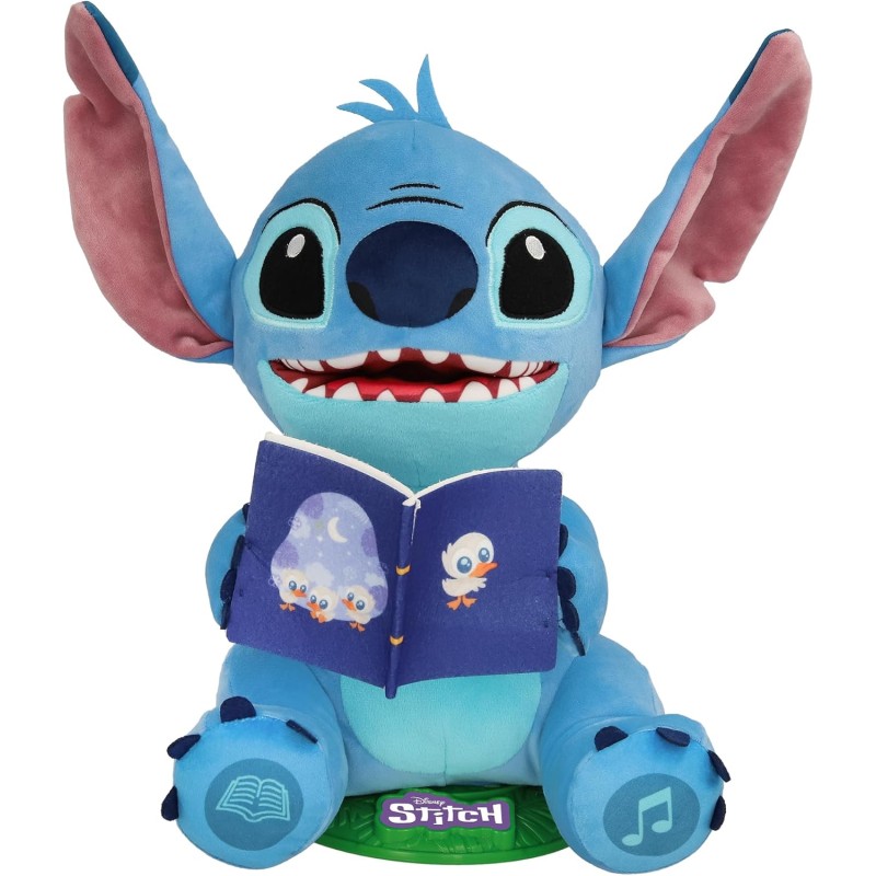 IMC Toys - Stitch Storyteller di Lilo & Stitch, Giocattolo Elettronico Peluche Canta Canzoni e Racconta Storie in Italiano, Spa