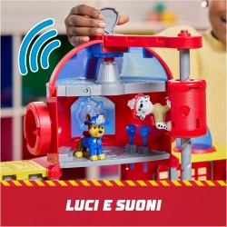 Paw Patrol Fire Rescue, Stazione dei Pompieri, con Personaggio Marshall, Camion dei Pompieri, Luci e Suoni e Lanciatore, Giocat