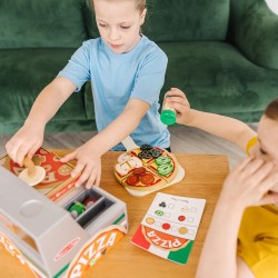 Melissa & Doug Forno della Pizza - Pizzeria Giocattolo in Legno con Cibo Accessori, Gioco di Imitazione Montessori, Regalo Educ