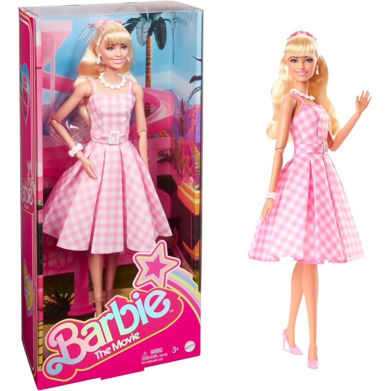 Barbie The Movie - Margot Robbie, bambola del film Barbie da collezione con abito vintage a quadretti rosa e bianco e collana c