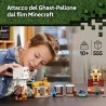 LEGO Minecraft 21273 Attacco al Villaggio del Ghast-Pallone - Giocattolo con Casa di Steve, 4 Minifigure, Golem di Ferro e Funz