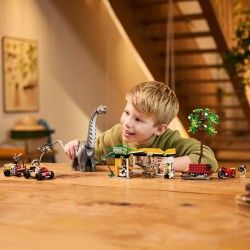 LEGO 76973 Jurassic World Alla Ricerca del Raptor e del Titanosauro - Con 2 Figure di Dinosauro Giocattolo, un Fuoristrada, una