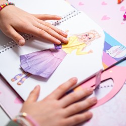 Depesche 13574 TOPModel - Libro di Adesivi Dress Me Up con 20 Pagine di Motivi di Ballerine prestampati da disegnare da Soli, I