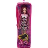 Barbie - Fashionistas Bambola N 187, Castana con Coda di Cavallo, Abito a Tubino, Stivali Rosa, Apparecchi Acustici Retroaurico