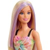 Barbie - Fashionistas N 190 Bambola con Capelli Biondi e Ciocche Viola, Abito, Sneaker Gialle con Zeppa, Bracciale, Giocattolo 