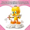 LEGO 40824 Titti - Uccellino Giocattolo - Modello Looney Tunes da Esposizione con Mazzo di Fiori, Cuore, Arco di Cupido e Suppo