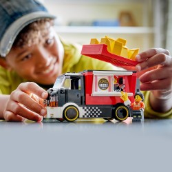 LEGO City 60488 Food Truck delle Patatine - Camion Giocattolo con Negozio Rimovibile, 2 Minifigure, Accessori e Cibo - Idea Reg