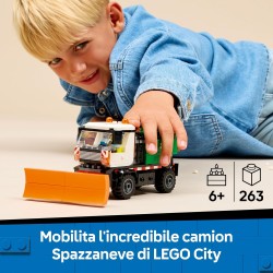 LEGO City 60490 Spazzaneve Giocattolo - Kit Modello di Camion con Minifigure, Attrezzi e Funzione Spargisale - Idea Regalo di C