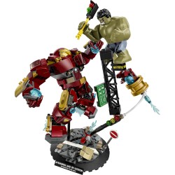 LEGO | 76343 Marvel Battaglia Epica: Hulkbuster vs. The Hulk - Giocattolo dei Supereroi con 2 Action Figure e Minifigure di Iro