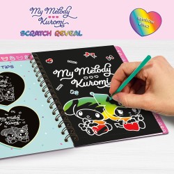 Lisciani - My Melody & Kuromi – Libro da Graffio Hello Kitty per Bambini dai 5 Anni in su – Rivelazione con Graffio con 44 Pagi