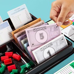 Hasbro, Monopoly Gioco da Tavolo, in Italiano