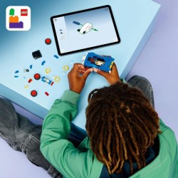 LEGO Sonic the Hedgehog: Sonic: Fulmine Supersonico - Macchina Giocattolo con Minifigure, Chaos Emerald e 3 Anelli d'Oro - 