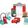 LEGO DUPLO│10456 Disney e Pixar La Visita di McQueen all’Officina di Doc - Include una Macchina Giocattolo, Attrezzi e Accessor