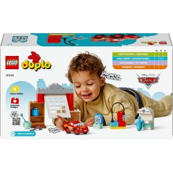 LEGO DUPLO│10456 Disney e Pixar La Visita di McQueen all’Officina di Doc - Include una Macchina Giocattolo, Attrezzi e Accessor