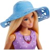 Mattel - Barbie JBF43 - Famiglia e Amici, set con bambole Barbie Malibu e la piccola Chelsea, più di 9 accessori e abiti a tema