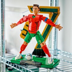 LEGO 43016 Editions Cristiano Ronaldo – Leggenda del Calcio Giocattolo - Kit Modellismo Action Figure 3D da Esposizione - Decor