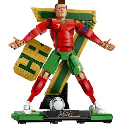 LEGO 43016 Editions Cristiano Ronaldo – Leggenda del Calcio Giocattolo - Kit Modellismo Action Figure 3D da Esposizione - Decor