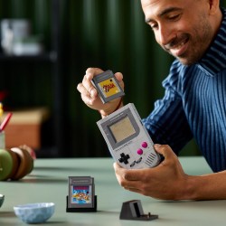 LEGO 72046 Super Mario Game Boy Set da Costruzione per Adulti - Modello da Esposizione Nintendo con 2 Cartucce con Schermi Lent