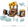 LEGO 60496 City Centro di Consegna Pizze con Veicoli - Include Macchina Giocattolo, Scooter, Drone, Cabinato Arcade e 4 Minifig