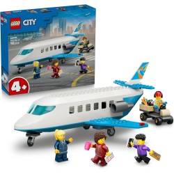 LEGO 60492 City Jet Passeggeri - Modellino di Aereo Giocattolo da Costruire con 4 Minifigure e Accessori da Viaggio - Giochi Di