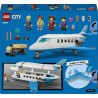 LEGO 60492 City Jet Passeggeri - Modellino di Aereo Giocattolo da Costruire con 4 Minifigure e Accessori da Viaggio - Giochi Di