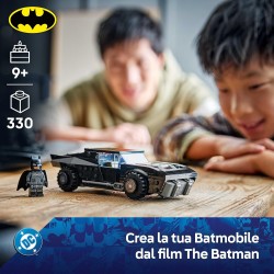 LEGO 76332 DC Batmobile di Batman - Macchina Giocattolo - Kit di Modellismo da Collezione con Minifigure del Supereroe e Moneta