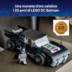 LEGO 76332 DC Batmobile di Batman - Macchina Giocattolo - Kit di Modellismo da Collezione con Minifigure del Supereroe e Moneta