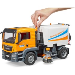 BRUDER 03780 - Autocarro MAN TGS pulizia strade, spazzatrice, raccolta rifiuti, veicolo