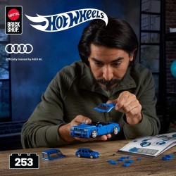 ​Mattel Brick Shop Hot Wheels Serie Speed set da costruire, 94 Audi Avant RS2 con 252 pezzi, dettagli realistici e adesivi per 