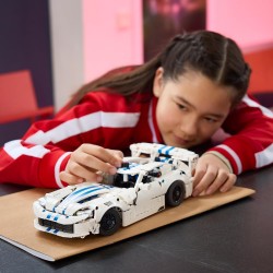 LEGO Technic 42234 Auto Sportiva Dodge Viper GTS-R - Modello di Macchina Giocattolo con Motore V10, Sterzo e Differenziale - Re