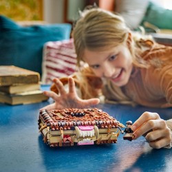 LEGO 76449 Harry Potter Il Libro Mostro dei Mostri Azzannante - Giocattolo Interattivo con Motore Pull-Back e Bocca Apribile - 