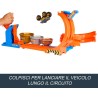 Hot Wheels Monster Trucks Sfida trofeo gira e capovolgi Playset