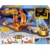 Hot Wheels Monster Trucks Sfida trofeo gira e capovolgi Playset