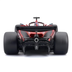 Bburago - Ferrari SF-24 Leclerc, Modello Scala 1:24, Figure Pilota