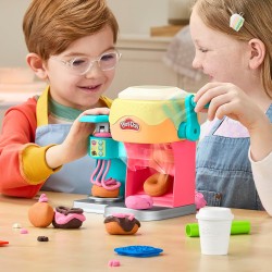Hasbro Play-Doh Negozio di ciambelle, set di pasta modellabile, giocattolo a forma di cibo, attività creative per bambini dai 3